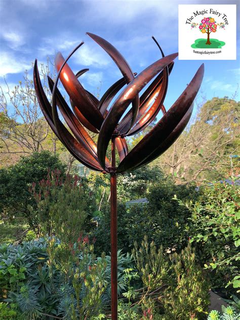 Lotus Design Metal Windmill Wind Mill Garden Art Decor Spinner 16900
