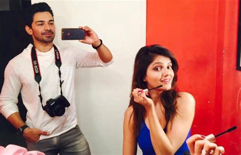 Now he is 37 years 9 months 14 days old in 2020. Abhinav Shukla Wiki, Age, Wife, Family, Caste, Biography ...