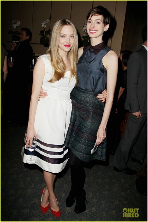 Anne Hathaway And Amanda Seyfried Les Miserables Luncheon Photo