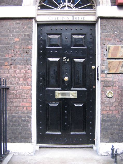 While many wall mount mailbox designs provide inherent features that protect the mail from the elements, you shouldn't have to stand out in the wind or rain to retrieve your mail. Letter box - Wikipedia