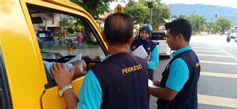 (cc) image by anemoneprojectors on flickr. budak bakong: Pemandu teksi E Hailing Pemandu Bas ...