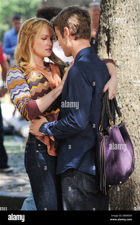 Kaylee Defer And Chace Crawford On The Set Of Gossip Girl Shooting On