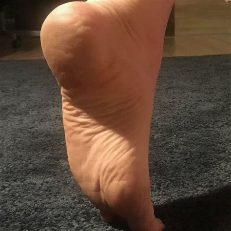 My Wrinkled Soles And Butthole On Display 20 Pics Xhamster