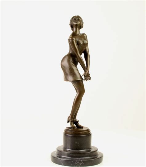 Statue En Bronze Femme Cm Classic Stores