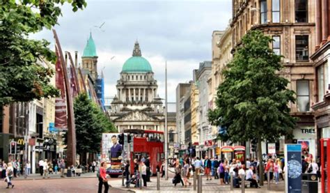 Top 5 Walking Tours In Belfastireland To Explore The City