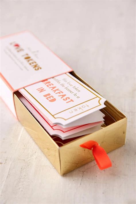 Check spelling or type a new query. 21 Tiny Presents You Can Give Someone to Make Their Day ...