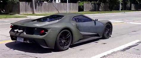 2017 Ford Gt Filmed Testing In The Wild Driver Tries To Escape