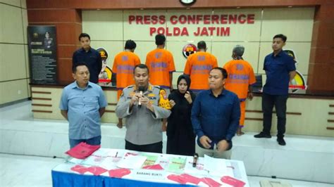 Polda Jatim Tetapkan Tersangka Korupsi Dana Bkk Desa Di Bojonegoro Lingkaralam Com