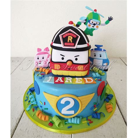 We made him out of rice krispies. Robocar Poli Theme #ihavesweettooth #robocarpoli ...
