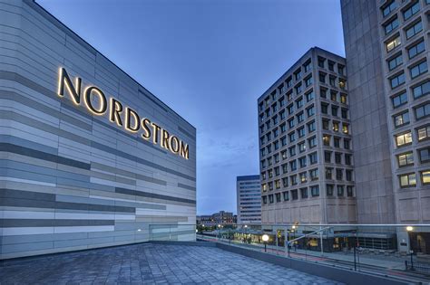 Nordstrom Mall - Neolith Sintered Stone