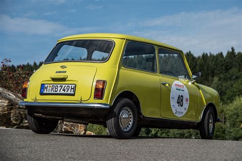 Mini And Mr Bean Two Stars That Celebrate 30 Years Since The First Tv