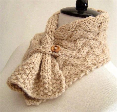 Knitted drops neck warmer in garter st in verdi. Neckwarmer Knitting Patterns - In the Loop Knitting