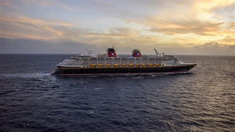 Disney Cruises From Texas Combine Tropical Vacation With Holiday Fun
