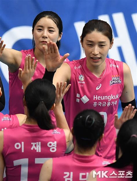 김연경, 3년 전 이재영, 대표팀 뛰어야 이재영 정말 몸 올림픽 진출 견인 金 이재영이 mvp… 李 나에겐 영광. 김연경 리즈 / ê¹€ì—°ê²½ ë¯¸ì†Œë…„ê°™ì € ì™¸ëª ...