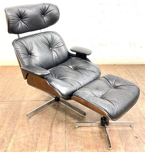 Lot Mid Modern Plycraft Leather Lounge Chair And Ottoman