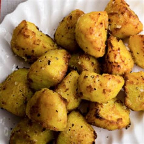 Gordon Ramsays Roast Potatoes With Chilli And Turmeric Recipe Yummly