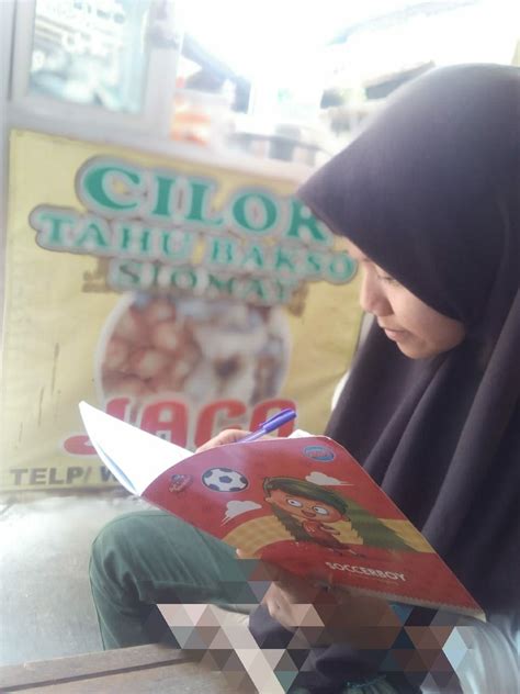 Di masa sekarang, pendidikan bukanlah lagi persoalan mentransfer pengetahuan secara eksplisit dari satu generasi ke generasi berikutnya. Remaja LDII Belajar Mandiri di Masa Pandemi - JOGJA KEREN