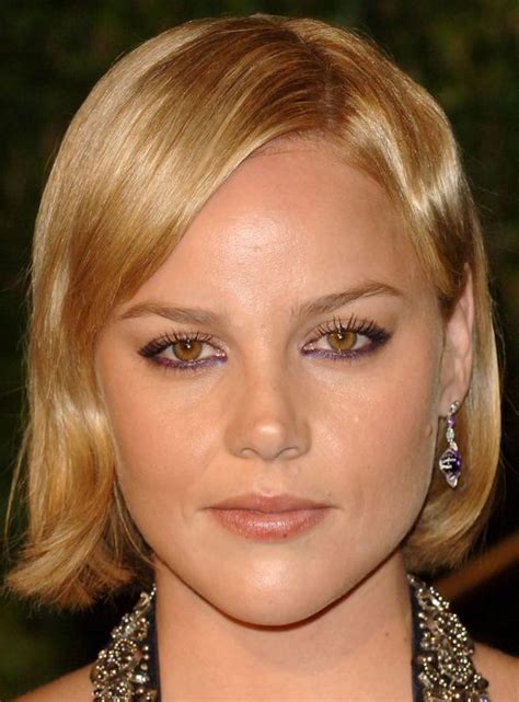 Abbie Cornishs Sleekest Bob Hairstyle At 2010 Oscars After Party