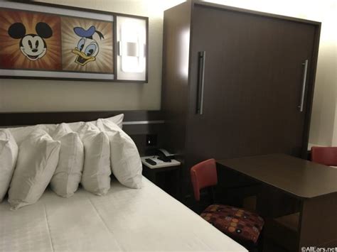 Including a tour of the newly refurbished preferred rooms! Photos: Tour the Recently Refurbished All Star Movies ...