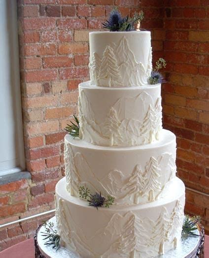 23 Obscenely Beautiful Winter Wedding Cakes Winter Wedding Cake