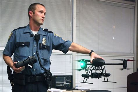 Police Dronesuavs A Diverse Tool For First Responders Extreme