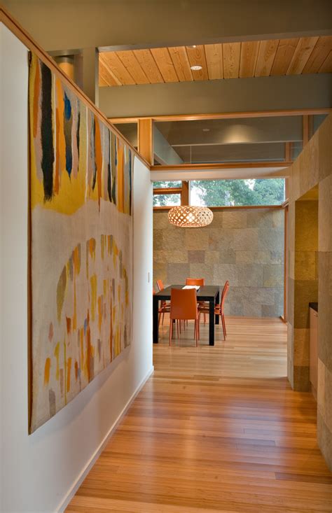 18 Stylish Mid Century Modern Hallway Designs Youd Love To Walk Through