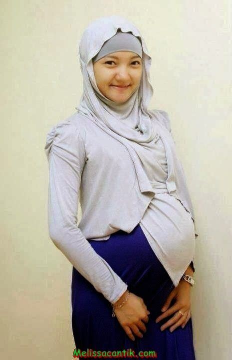 Kumpulan Foto Wanita Berjilbab Cantik Lagi Hamil Bunting Besar Jilbab Cantik Wanita Hamil