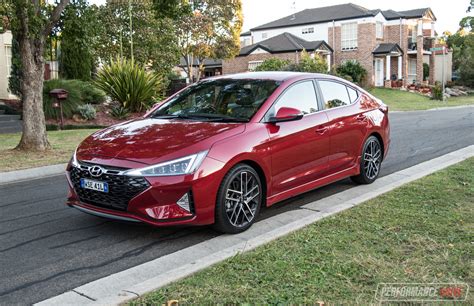 However, a manual transmission is no longer available. 2019 Hyundai Elantra Sport review (video) | PerformanceDrive
