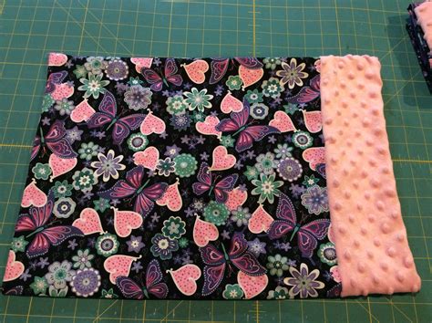 To help you find the perfect travel blanket, we continuously put forth the effort to update and expand our list of recommendable travel blankets. Travel pillow case (With images) | Travel pillow, Pillows, Pillow cases