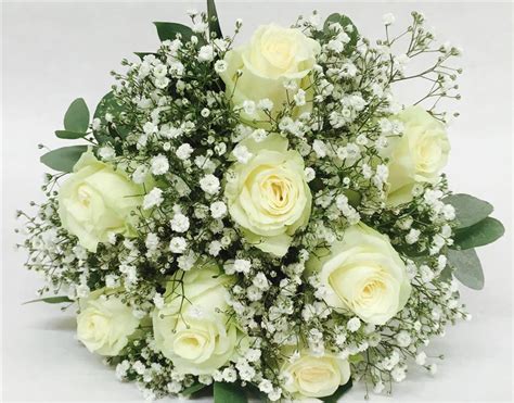 Searching for the perfect wedding flowers and bridal bouquets? Weddings Flowers Berkshire - The Flower Shop Florist Reading