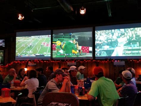 Best Sports Bars In Tampa To Catch March Madness