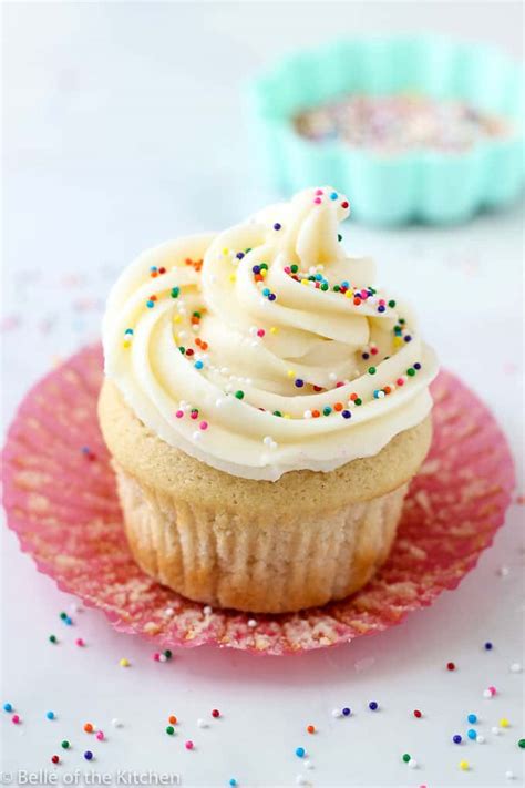 The Best Vanilla Buttercream Frosting Belle Of The Kitchen