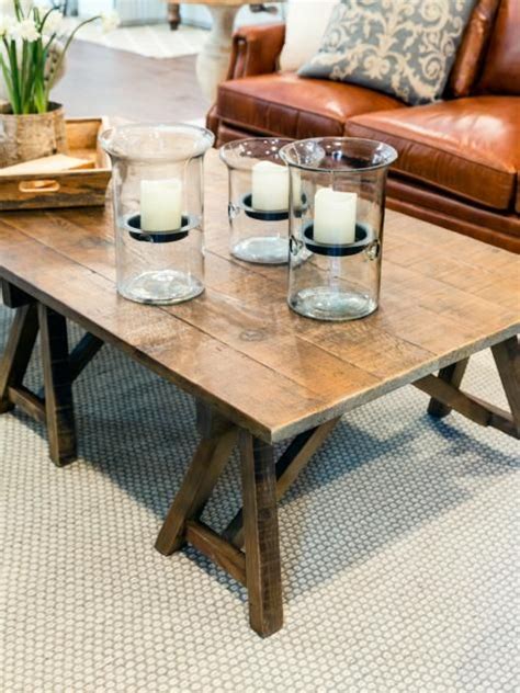 5 Outfits We Adore From Fixer Upper's Joanna Gaines in 2020 | Wood