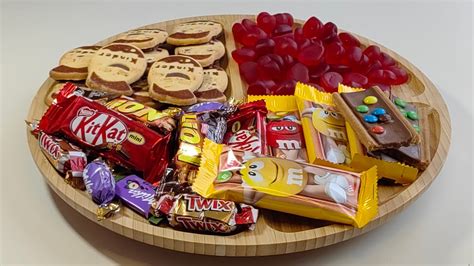 Unpacking Sweets Asmrfiling Platter With Sweets Youtube