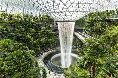 How To Visit The Singapore Jewel Waterfall On An Airport Layover
