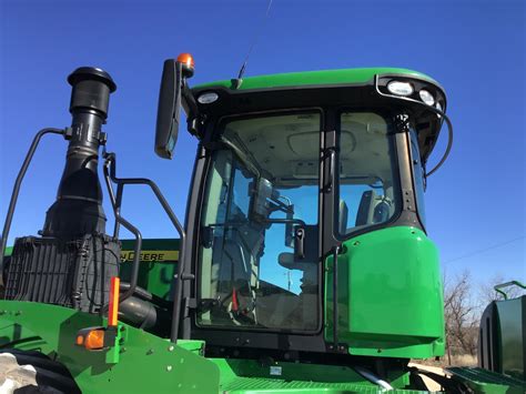2020 John Deere 2032R: Price & Value
