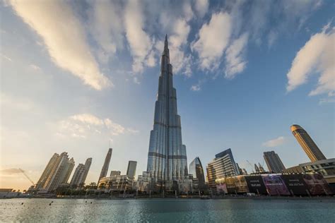 Burj Khalifa The Tallest Building In The World Connollycove