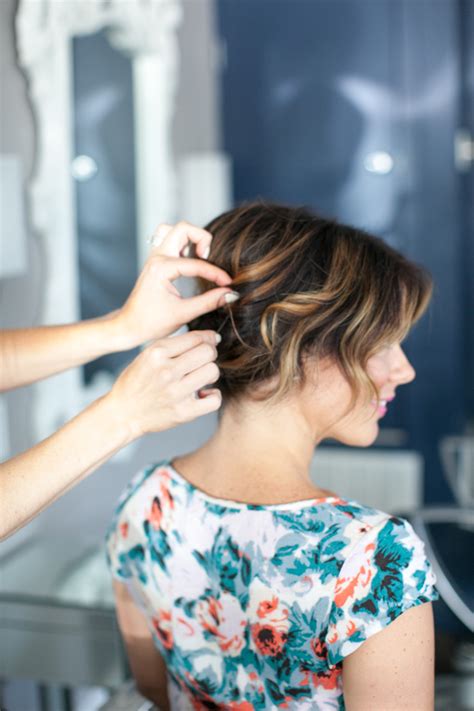 Curly short hair + flower crown. Pretty Simple :: Updo for Short Hair - Camille Styles