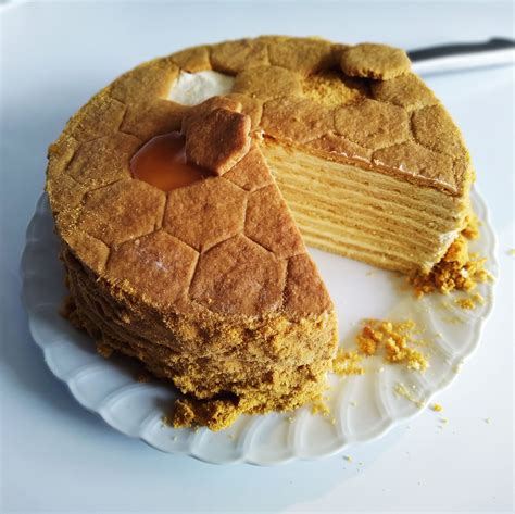 homemade ten layer medovik russian honey cake r foodporn