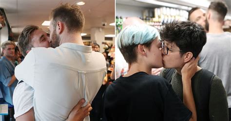 Hundreds Stage Sainsburys Kiss In After Gay Couple Kicked Out For