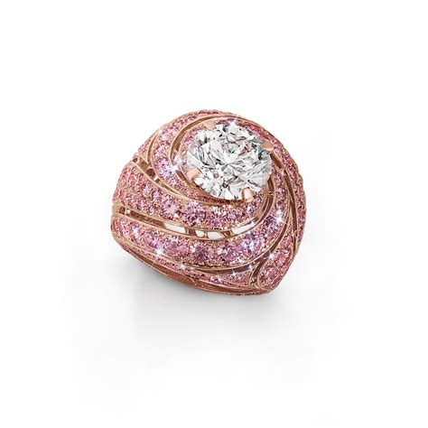 Pink Pavé Diamond Swirl Ring Graff Diamonds The Jewellery Editor