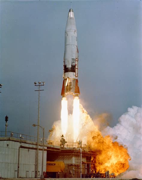 Atlas Missile Launch Details Atlas 10a Afmtc Pad 12 Da Flickr