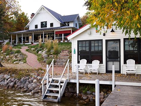 Minnesota Lake House Charming Home Tour Town And Country Living