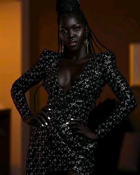 Meet Queen Of Dark Nyakim Gatwech The Lady With The Darkest Skin In