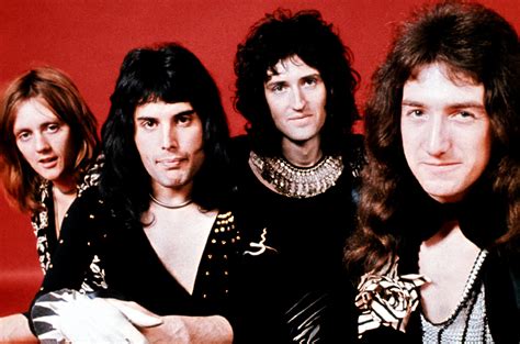Queen Biopic Bohemian Rhapsody Casts Band Moviehole