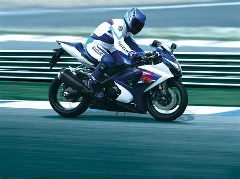 2006 suzuki gsxr 1000 walk around. Ficha técnica de la Suzuki GSX R 1000 2006 - Masmoto.es