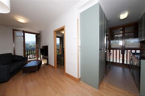 Talaimendi apartamentuak zarautz, zarautz, spain. Reservar en Apartamentos Talaimendi en Zarautz, Guipúzcoa