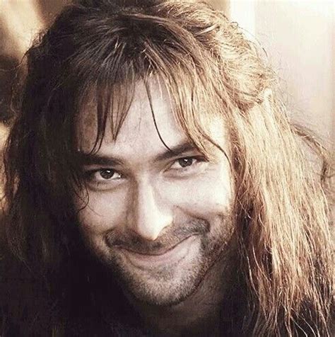 A small smile from kili 💙💙. 43 best Sim glitches images on Pinterest