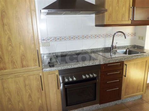 Piso amplio y luminoso en ponteareas, sin muebles, 3 habitaciones, dos baños completos uno con bañera y otro en habitación principal con. Piso En Alquiler En Vilagarcía De Arousa (Pontevedra ...