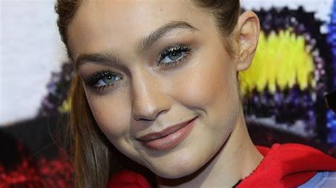 Gigi hadid und zayn malik erwarten ein baby. Baby unterwegs? Mysteriöser Schwanger-Tweet über Gigi ...